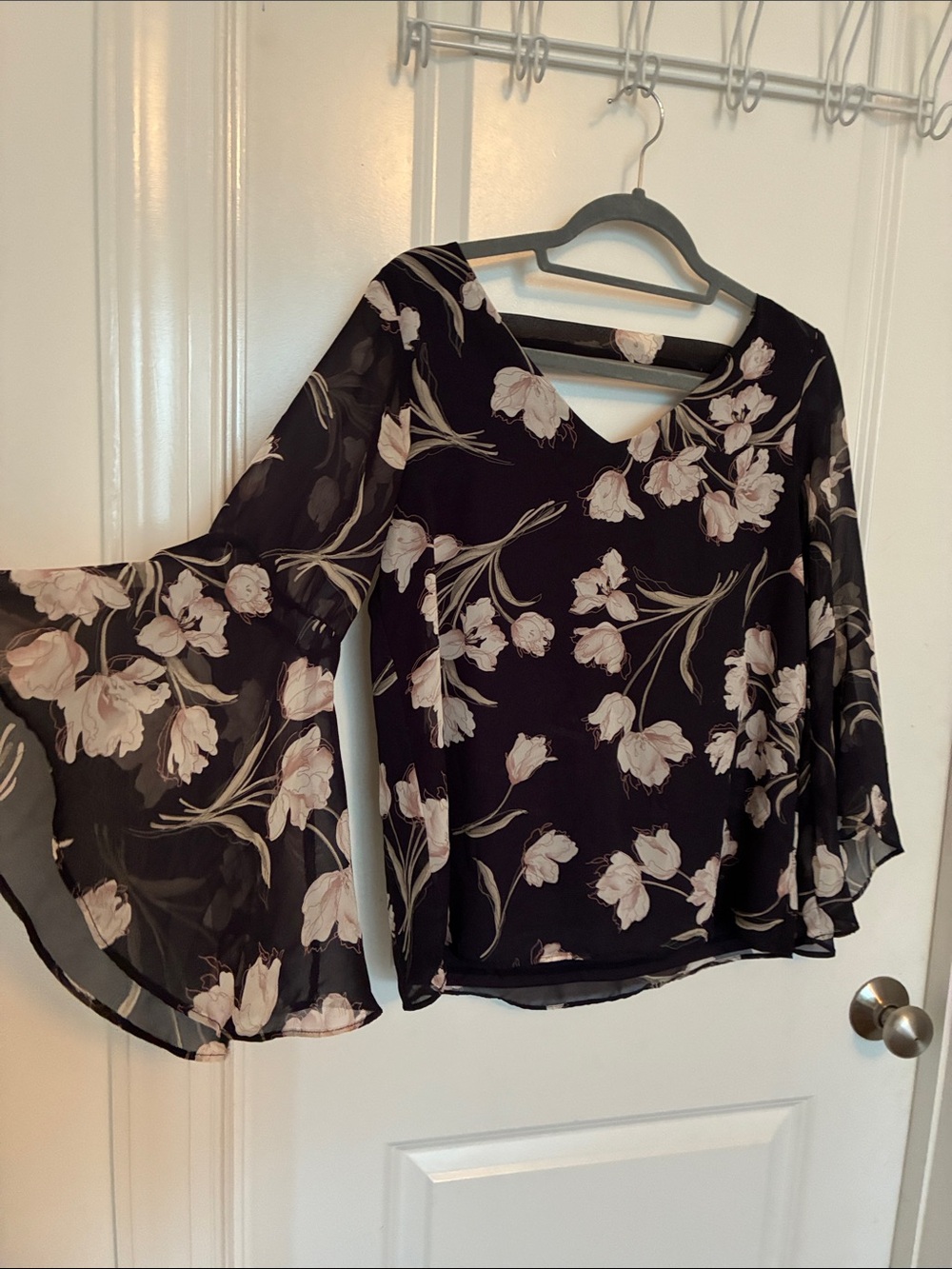 Dark Midnight Mauve Floral Bell-Sleeve Blouse - Women Tops